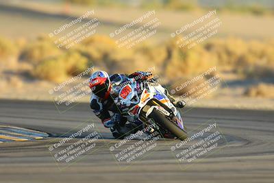 media/Nov-17-2024-CVMA (Sun) [[1fec520723]]/Race 18-Supersport Middleweight/